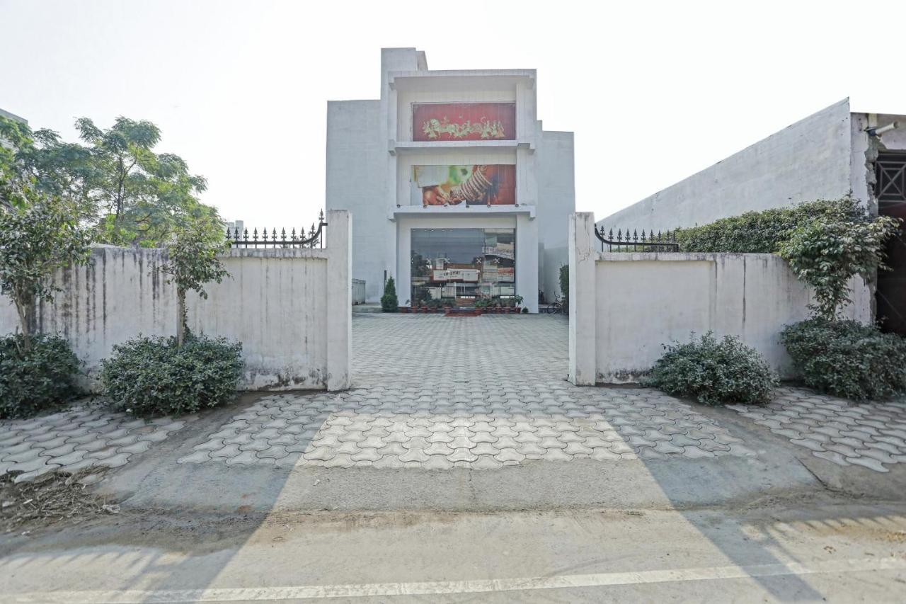 Oyo Flagship 80971 The Lime Tree Bareilly Εξωτερικό φωτογραφία