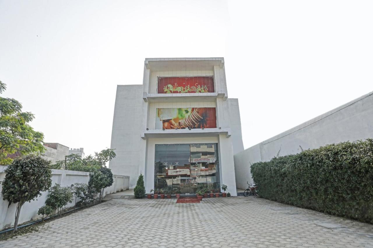 Oyo Flagship 80971 The Lime Tree Bareilly Εξωτερικό φωτογραφία