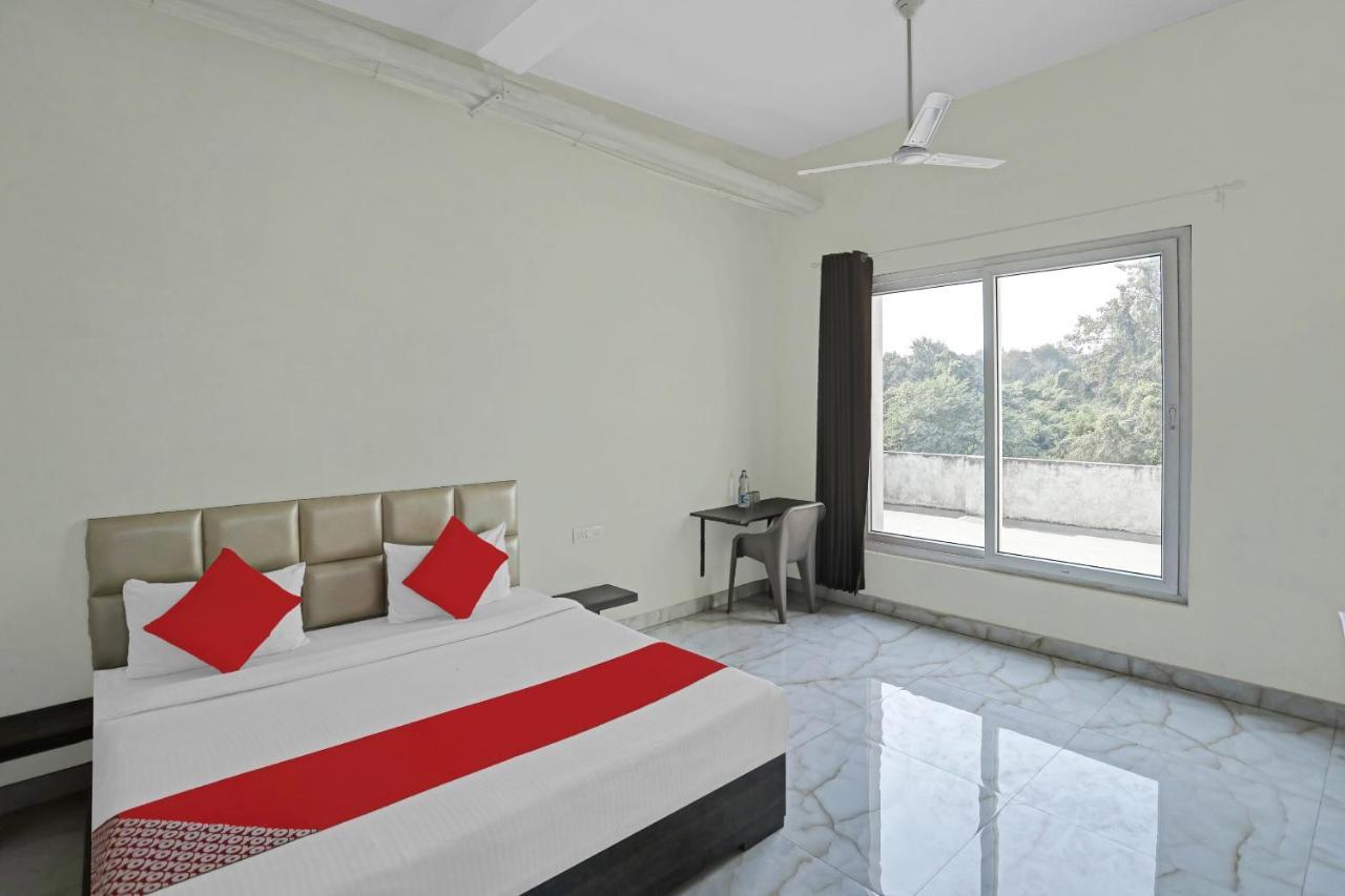Oyo Flagship 80971 The Lime Tree Bareilly Εξωτερικό φωτογραφία