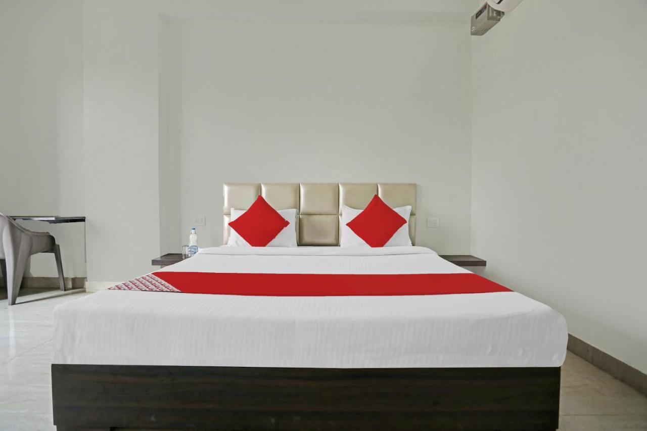 Oyo Flagship 80971 The Lime Tree Bareilly Εξωτερικό φωτογραφία
