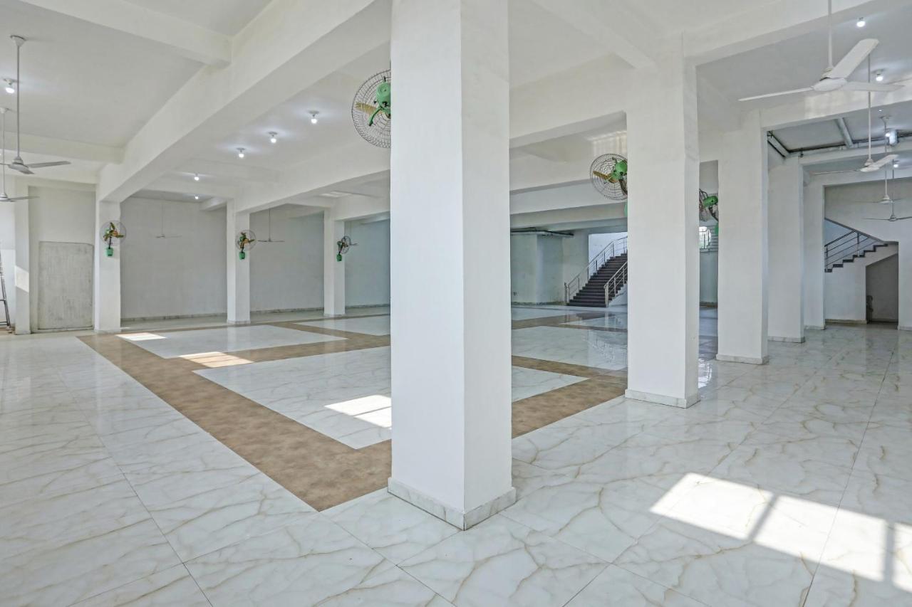 Oyo Flagship 80971 The Lime Tree Bareilly Εξωτερικό φωτογραφία