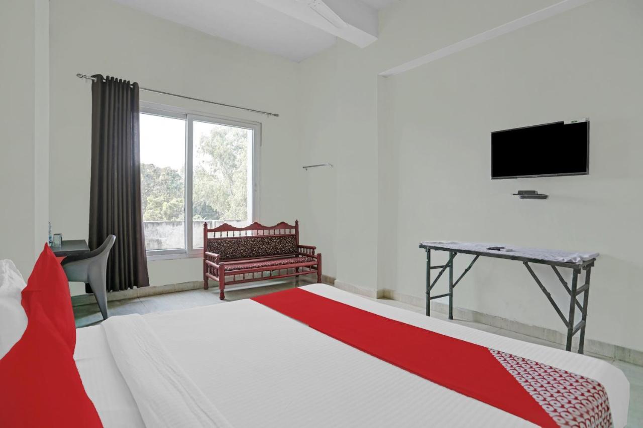 Oyo Flagship 80971 The Lime Tree Bareilly Εξωτερικό φωτογραφία
