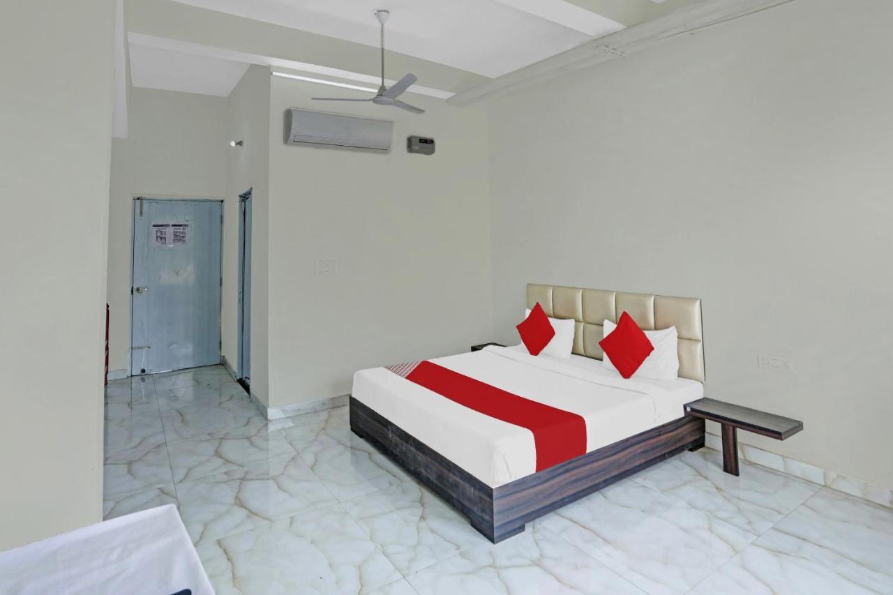 Oyo Flagship 80971 The Lime Tree Bareilly Εξωτερικό φωτογραφία