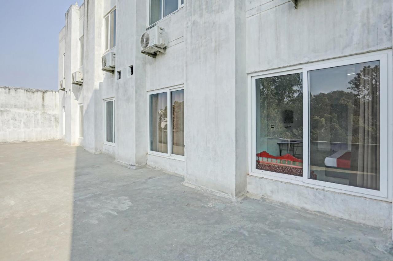 Oyo Flagship 80971 The Lime Tree Bareilly Εξωτερικό φωτογραφία
